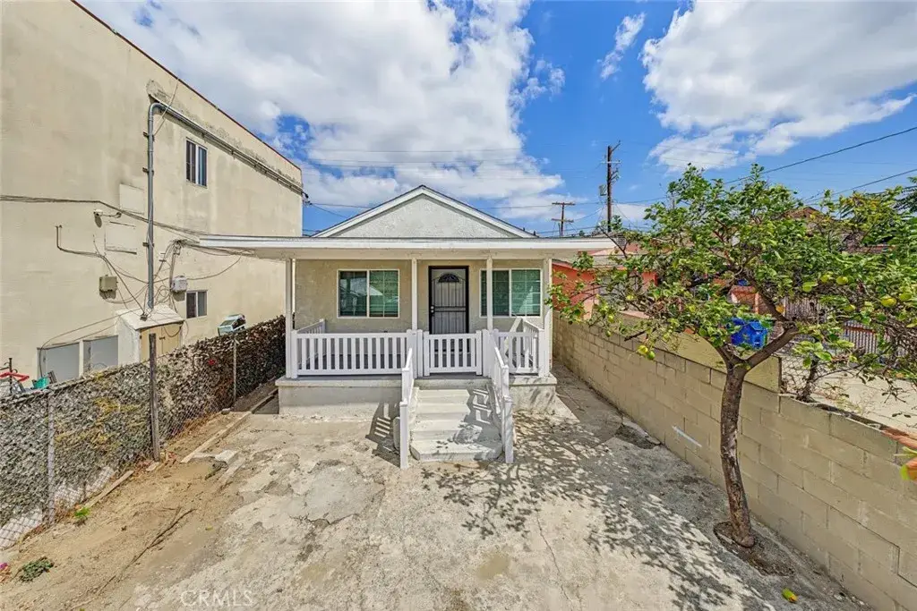 3207 E Cesar E Chavez Avenue, Los Angeles, CA 90063 - #1