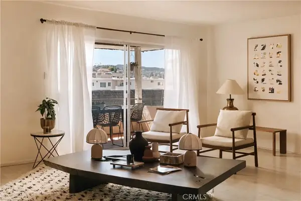 5315 Yarmouth Avenue #322, Encino, CA 91316