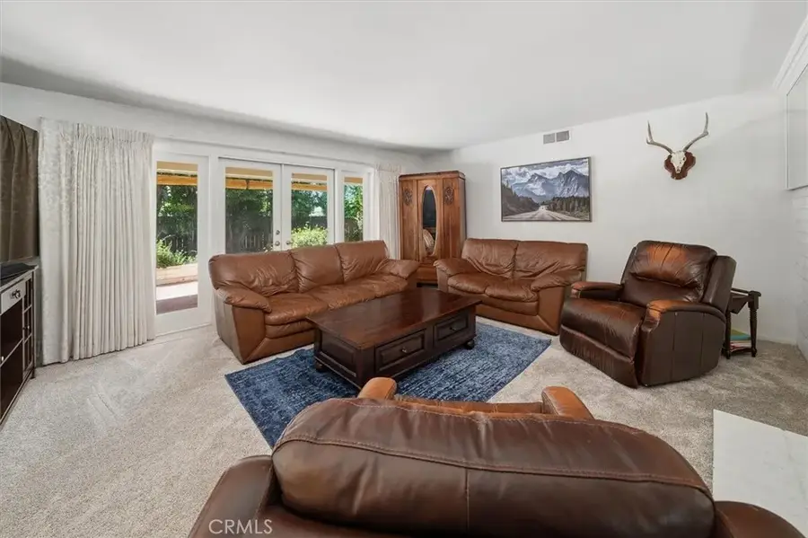 25065 Highspring Avenue, Newhall, CA 91321 - #3