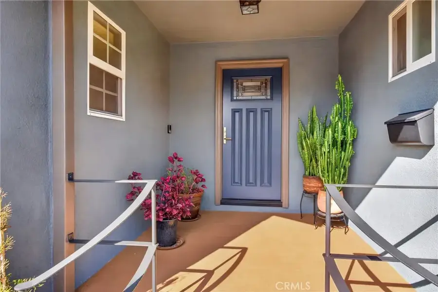 11031 Genesta Avenue, Granada Hills, CA 91344 - #2