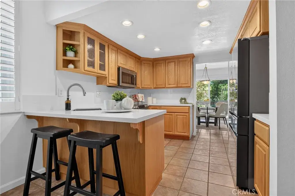 25142 Marci, Valencia, CA 91355 - #1