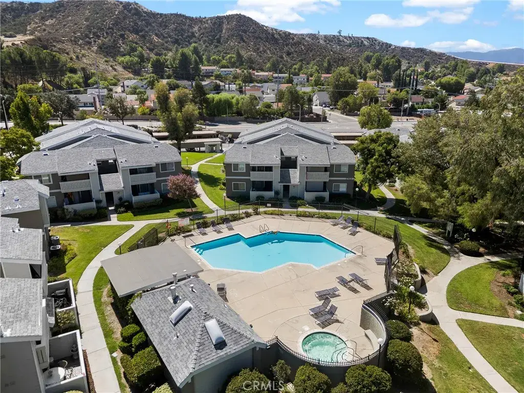 27646 Susan Beth #L, Saugus, CA 91350 - #1