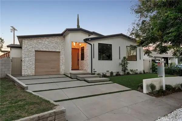 18023 Tiara, Encino, CA 91316