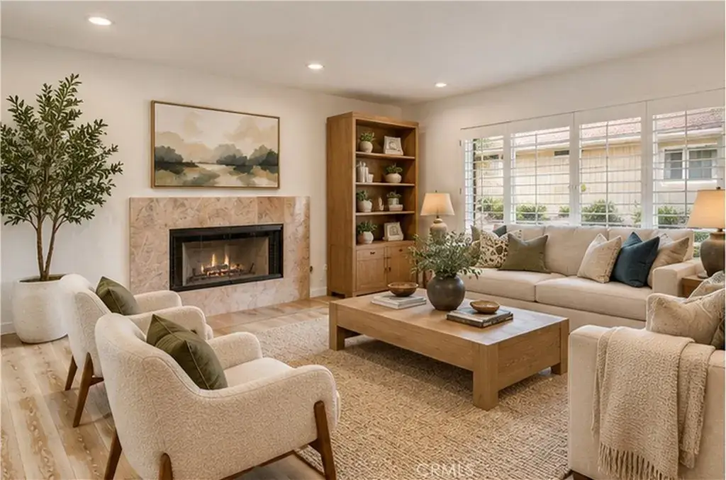 4776 Excelente Drive, Woodland Hills, CA 91364 - #1