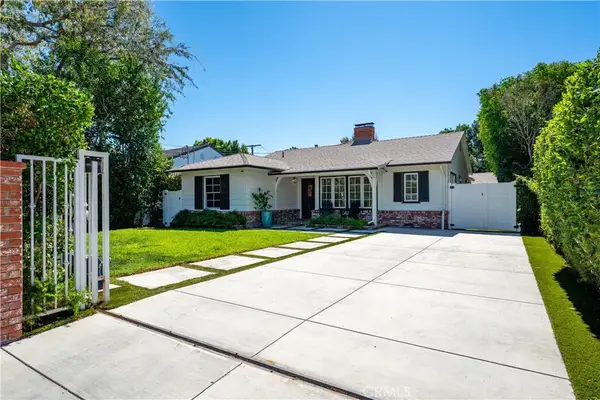 12706 Hortense Street, Studio City, CA 91604