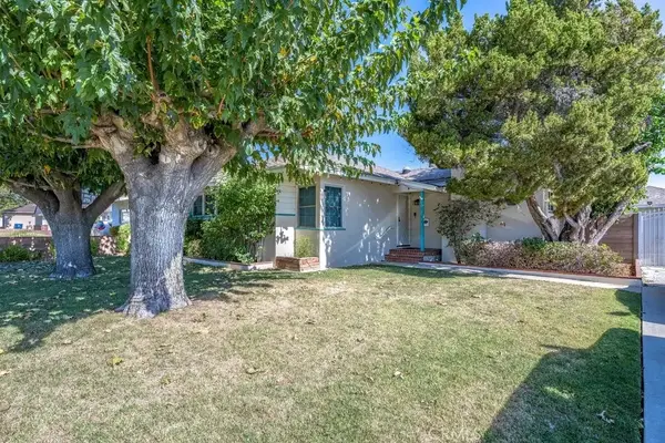 10132 Densmore Avenue, North Hills, CA 91343