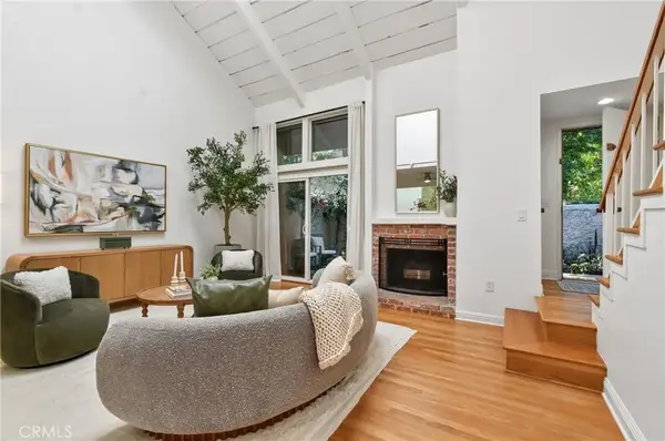 4249 Colfax Avenue #G, Studio City, CA 91604