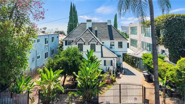 8620 Holloway Drive, West Hollywood, CA 90069