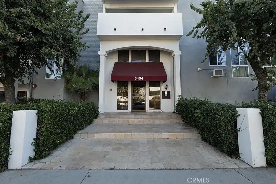 5454 Zelzah Avenue #204, Encino, CA 91316 - #2