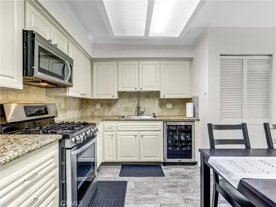 500 Jackson Place #302, Glendale, CA 91206 - #2