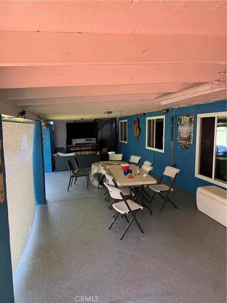 8201 Yarmouth Avenue, Reseda, CA 91335 - #2
