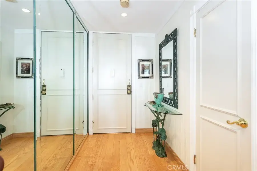 9000 Cynthia St #306, West Hollywood, CA 90069 - #3