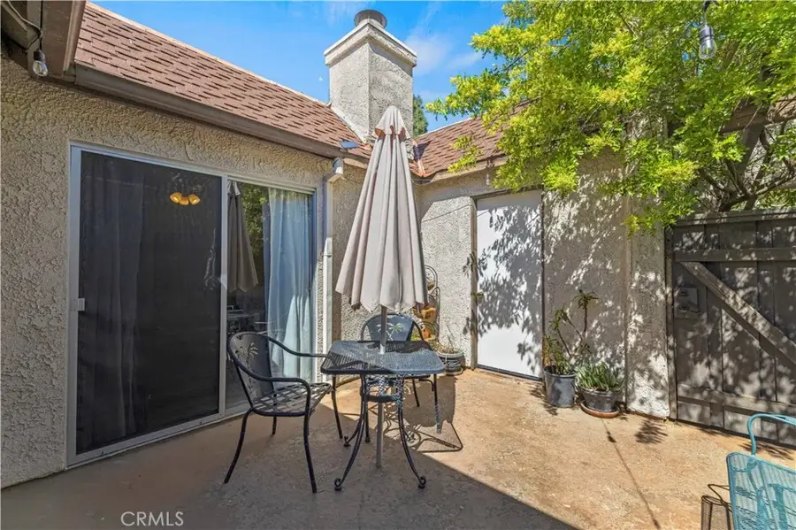15612 Hillview, Granada Hills, CA 91344 - #3