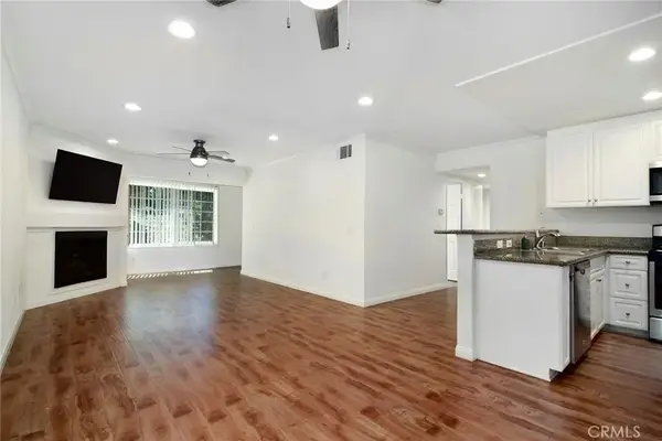 5525 Canoga Avenue #124, Woodland Hills, CA 91367