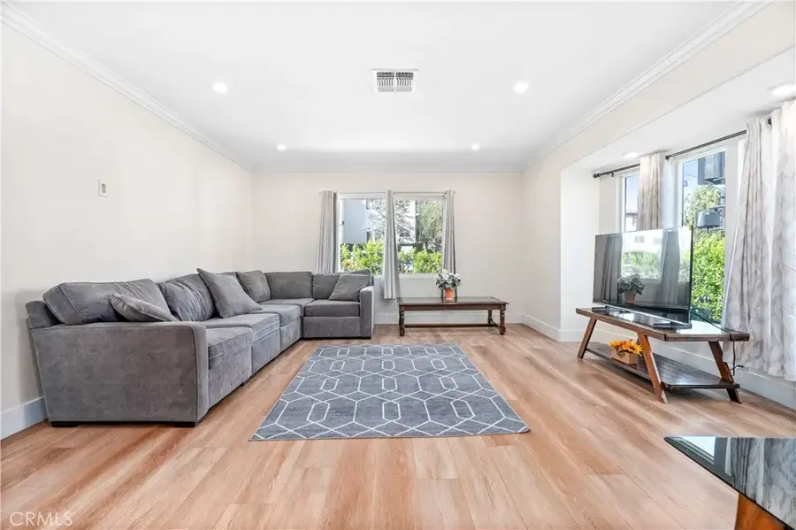 2701 Arlington Avenue, Los Angeles, CA 90018 - #3