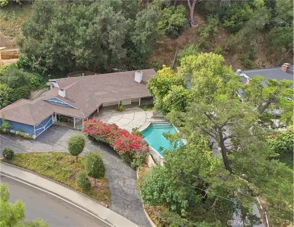 3929 Ballina Drive, Encino, CA 91436