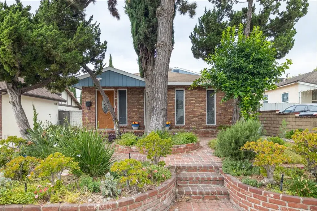 405 N Brighton, Burbank, CA 91506 - #1