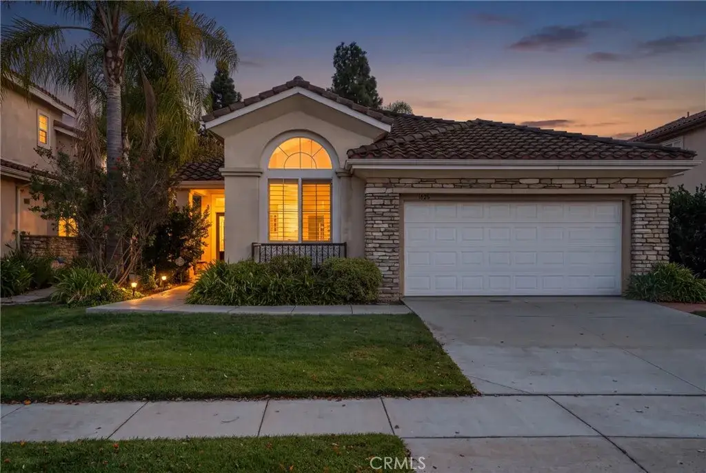 1828 Santo Domingo, Camarillo, CA 93012 - #1