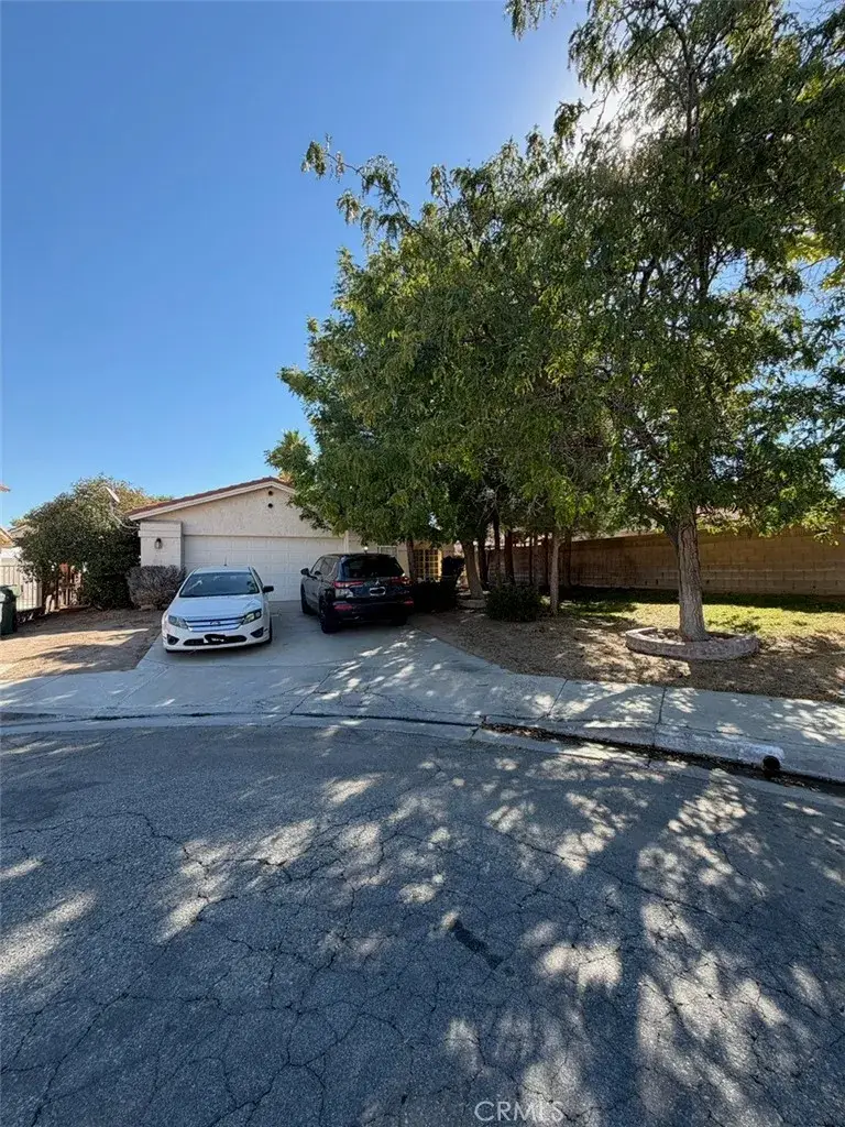 44114 Radcliff Court, Lancaster, CA 93536 - #1