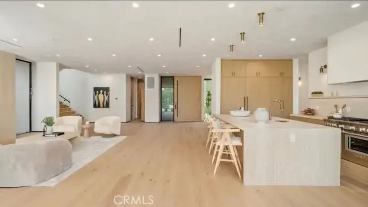 15447 Huston, Sherman Oaks, CA 91403 - #3