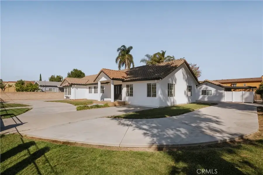 8202 Rhea Avenue, Reseda, CA 91335 - #2