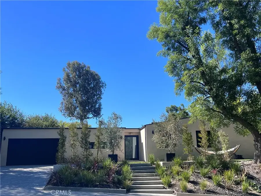 5551 Valerie Avenue, Woodland Hills, CA 91367 - #3