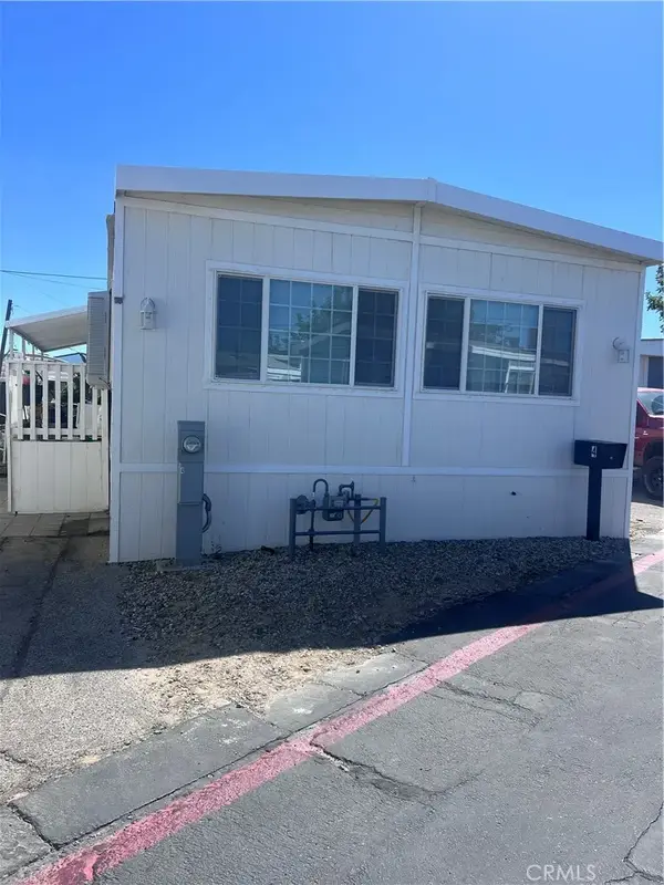 3753 E Ave I #4, Lancaster, CA 93535