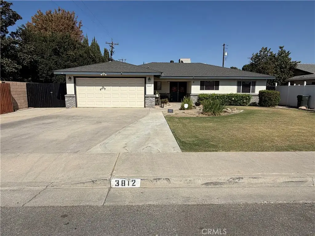 3812 Alum Avenue, Bakersfield, CA 93309 - #1