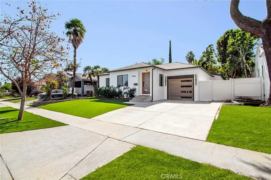 17420 Collins Street, Encino, CA 91316 - #3