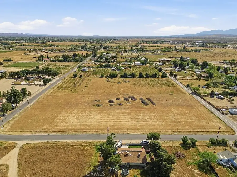 75 Avenue U, Littlerock, CA 93543 - #3