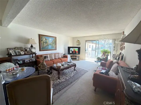 5460 White Oak Avenue #E225, Encino, CA 91316