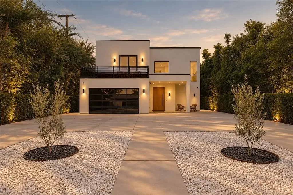 22816 Erwin, Woodland Hills, CA 91367 - #1