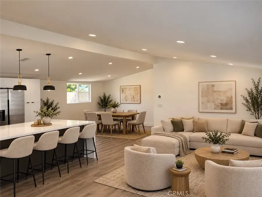 7831 Capistrano, West Hills, CA 91304 - #2