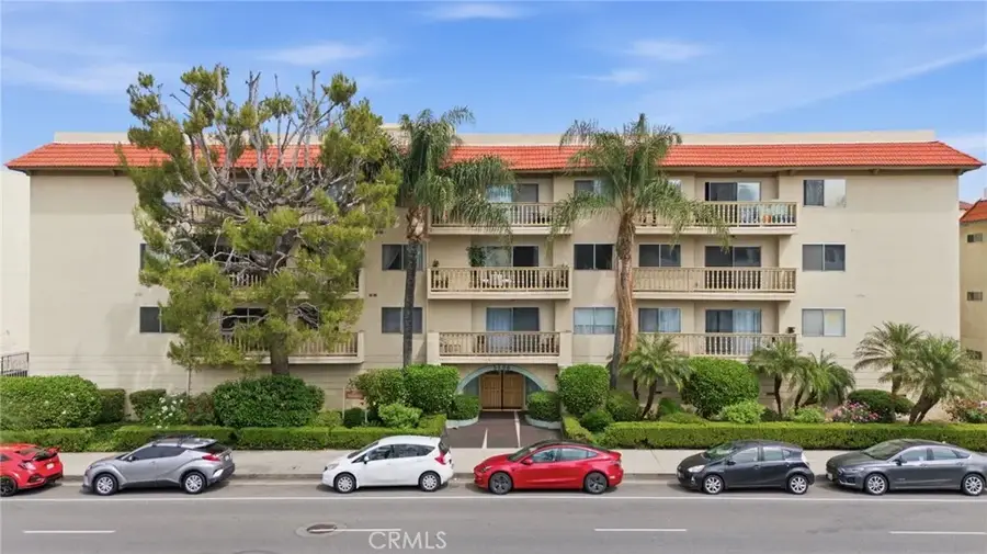 5400 Lindley Avenue #121, Encino, CA 91316 - #2