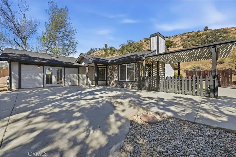 26631 Bear Valley, Tehachapi, CA 93561 - #3