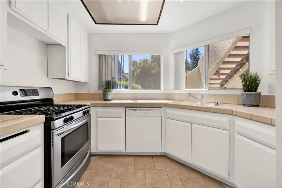 3210 Darby Street #102, Simi Valley, CA 93063 - #3