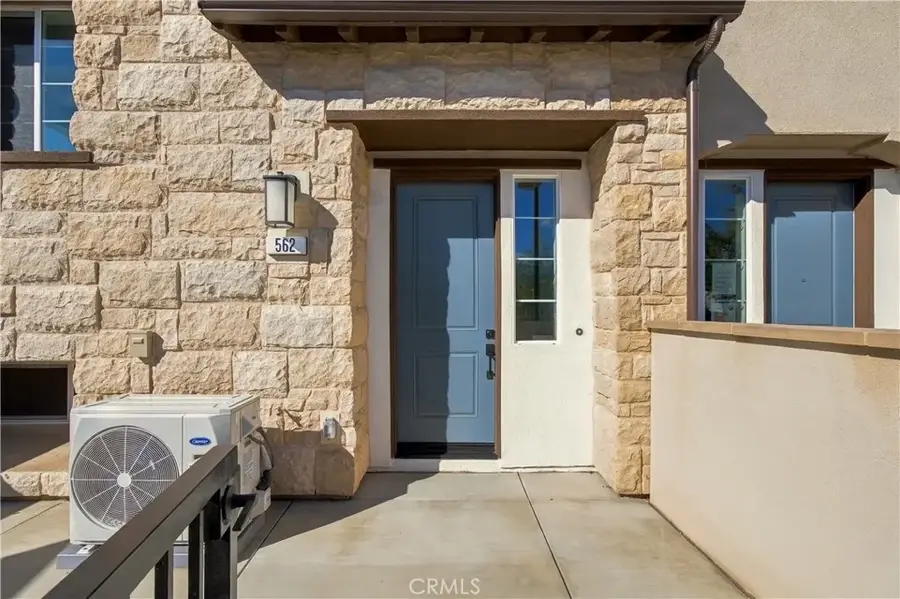 562 Via Zibello, Camarillo, CA 93012 - #2