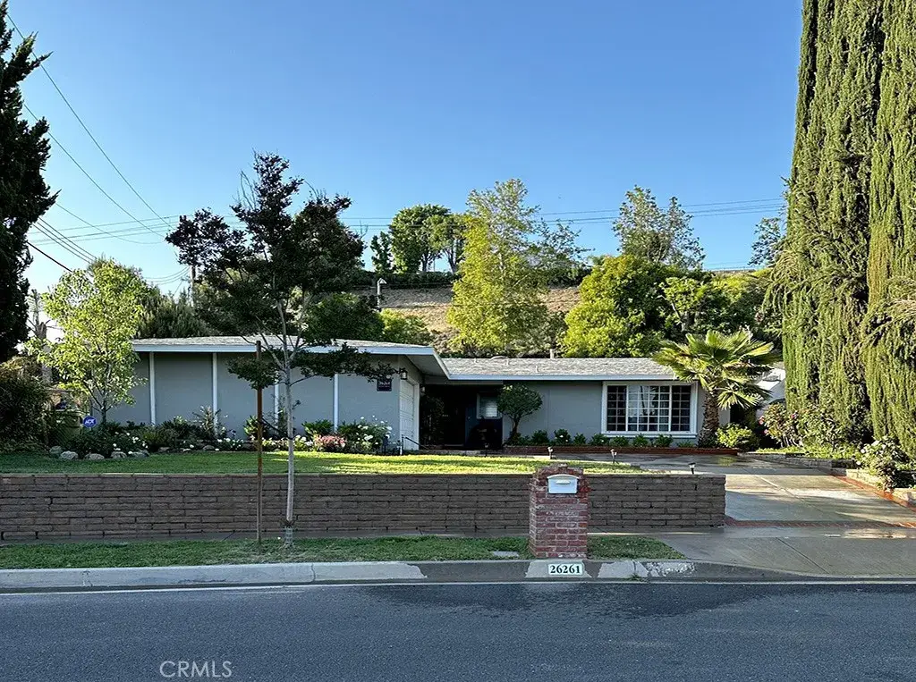 26261 Veva Way, Calabasas, CA 91302 - #1