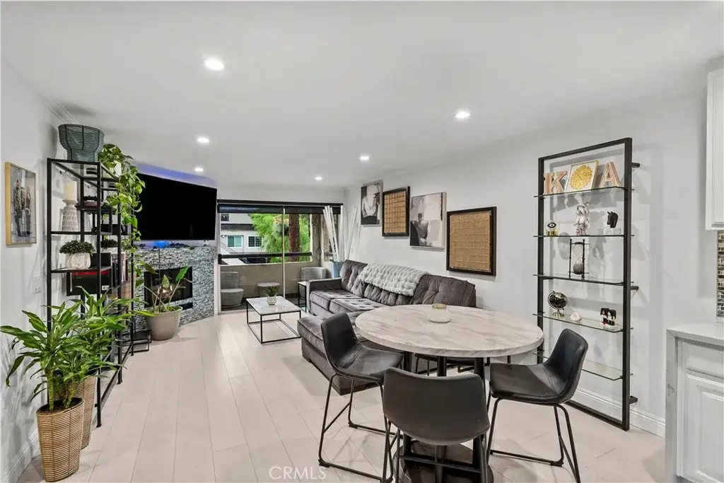 5515 Canoga #129, Woodland Hills, CA 91367 - #1