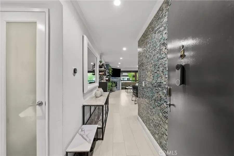 5515 Canoga #129, Woodland Hills, CA 91367 - #2