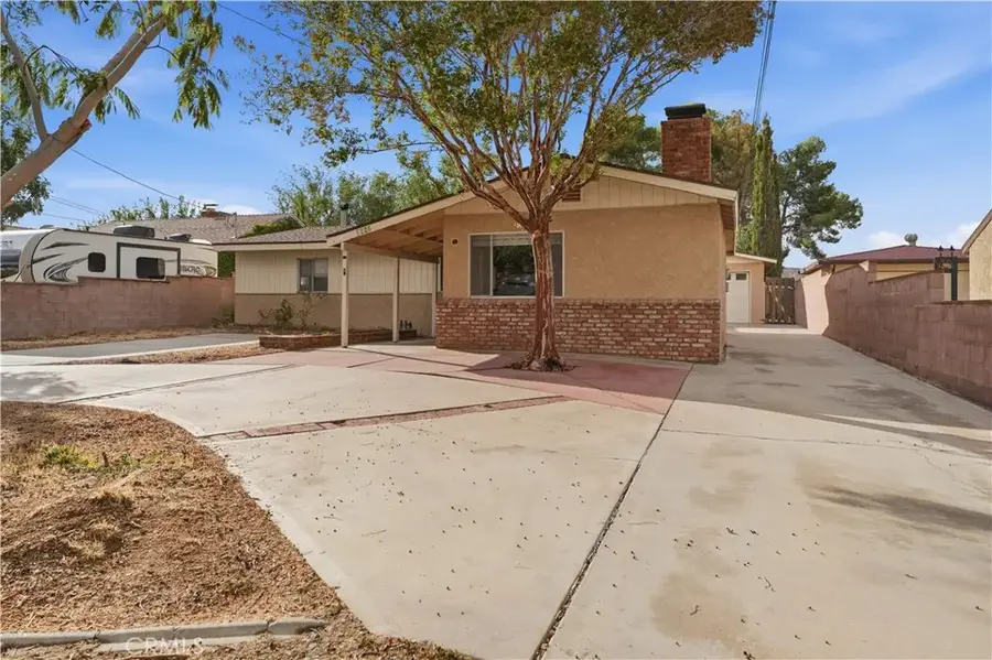 5226 W Avenue L10, Lancaster, CA 93536 - #2