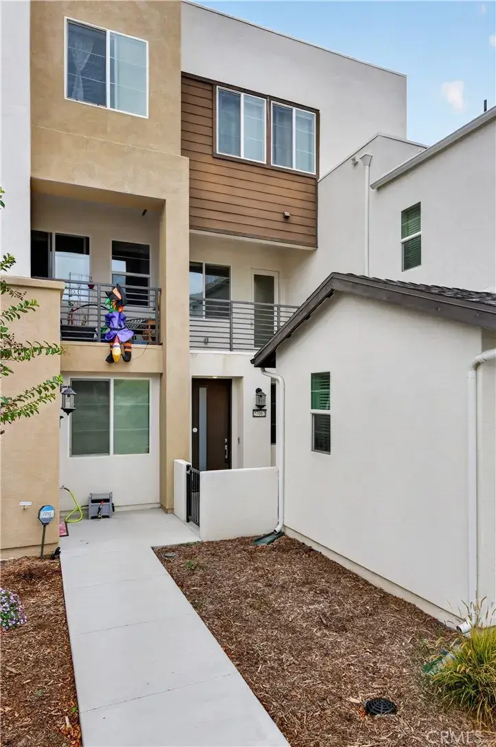 27062 Painted Sky, Valencia, CA 91381 - #2