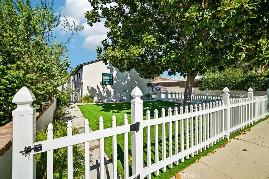 20235-20239 Hartland Street, Winnetka, CA 91306 - #2