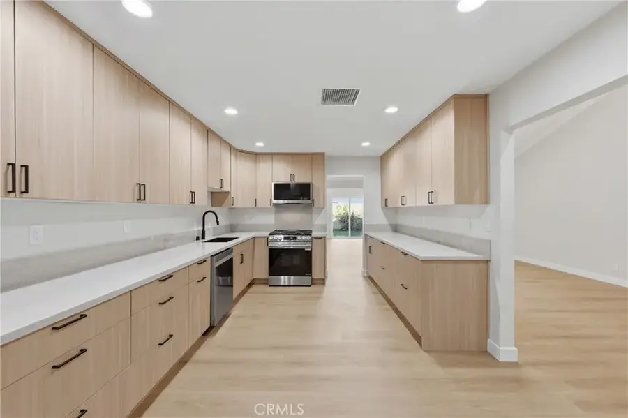 1500 Pisco, Oxnard, CA 93035 - #3