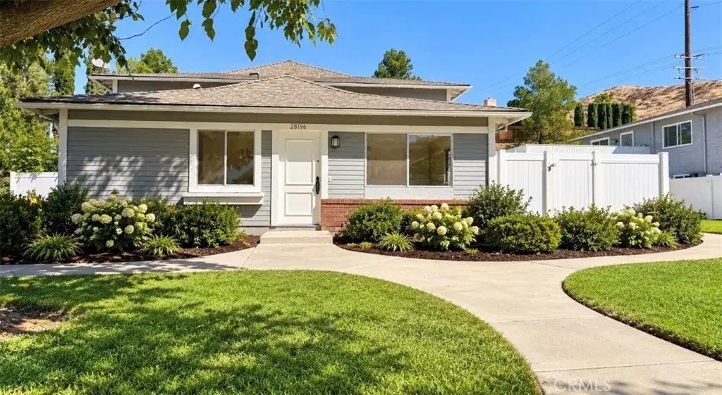 28196 Robin, Saugus, CA 91350 - #1