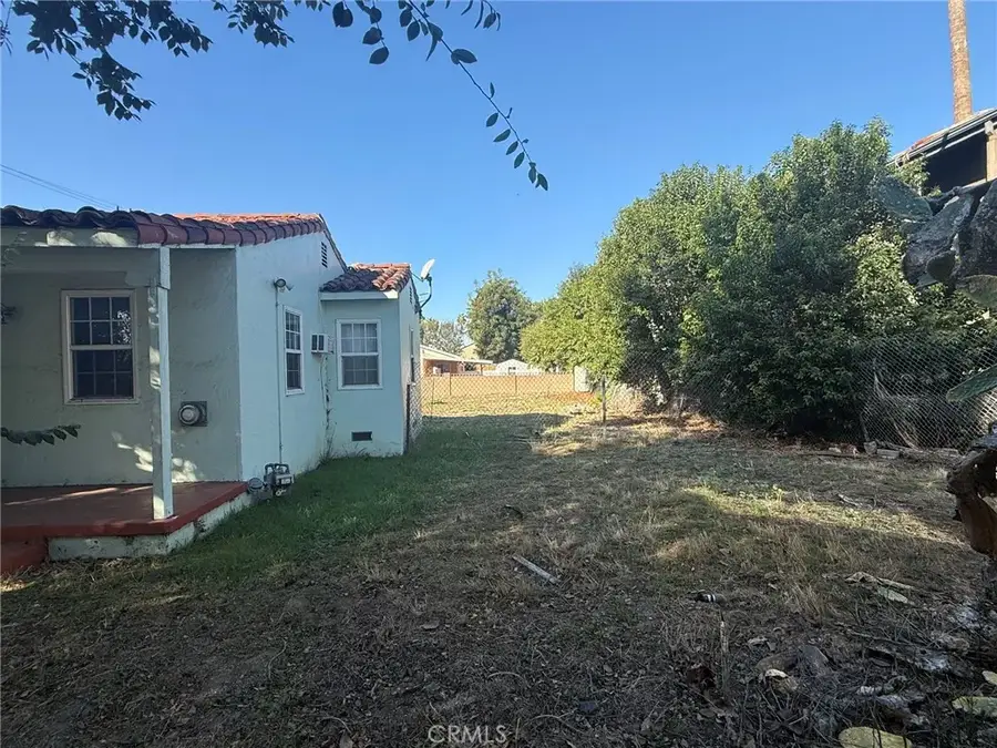 6509 Haskell, Lake Balboa, CA 91406 - #3