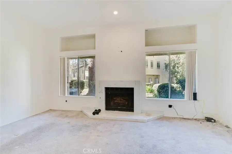 3330 Darby Street #305, Simi Valley, CA 93063 - #2