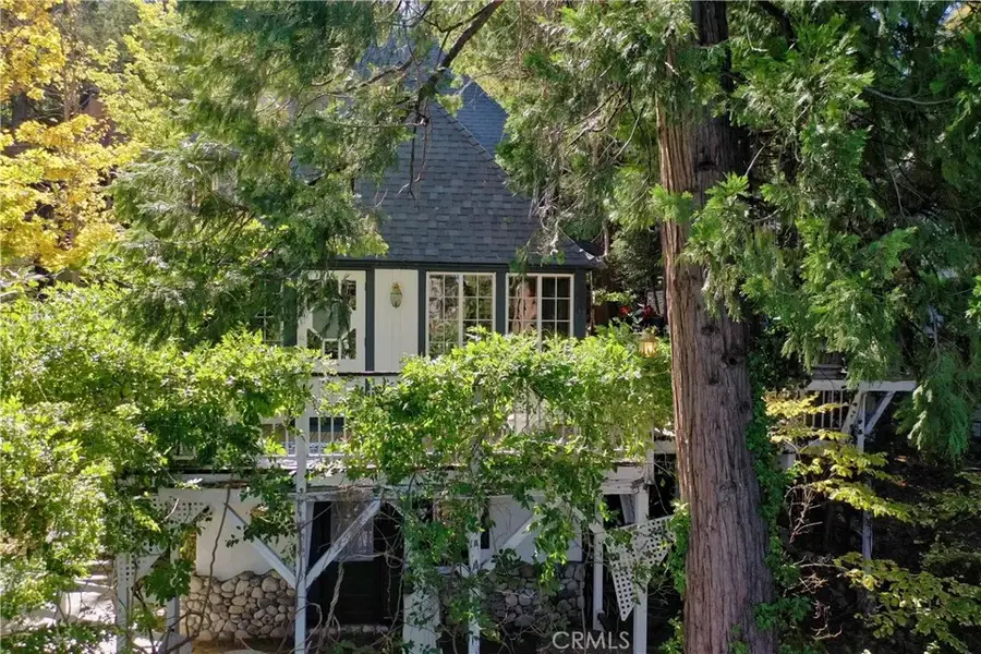 197 Rocky Point Road, Lake Arrowhead, CA 92352 - #3