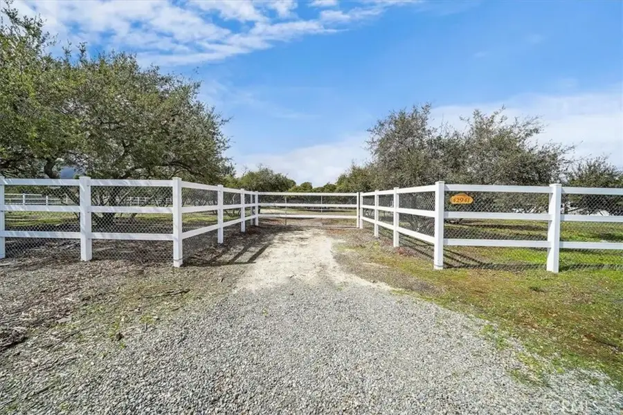 42941 Kalmia, Murrieta, CA 92562 - Image #2