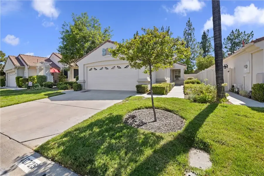 40725 Corte Albara, Murrieta, CA 92562 - Image #2